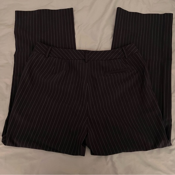 Lands’ End women’s strip dress pants. - Picture 2 of 5